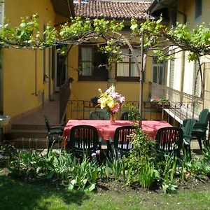 Casa Mario Lupo - And Italie