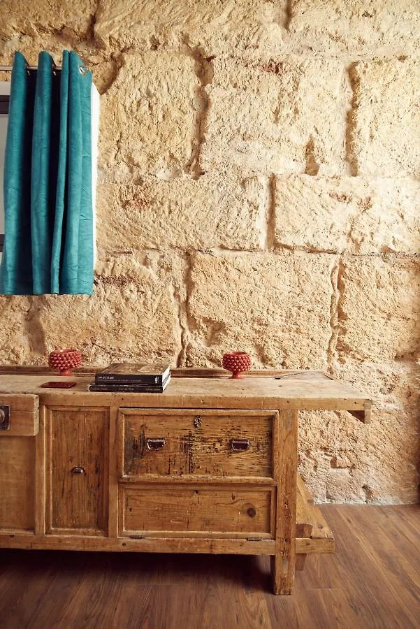 L' Hotellerie Easy Suites Palermo Bed & Breakfast