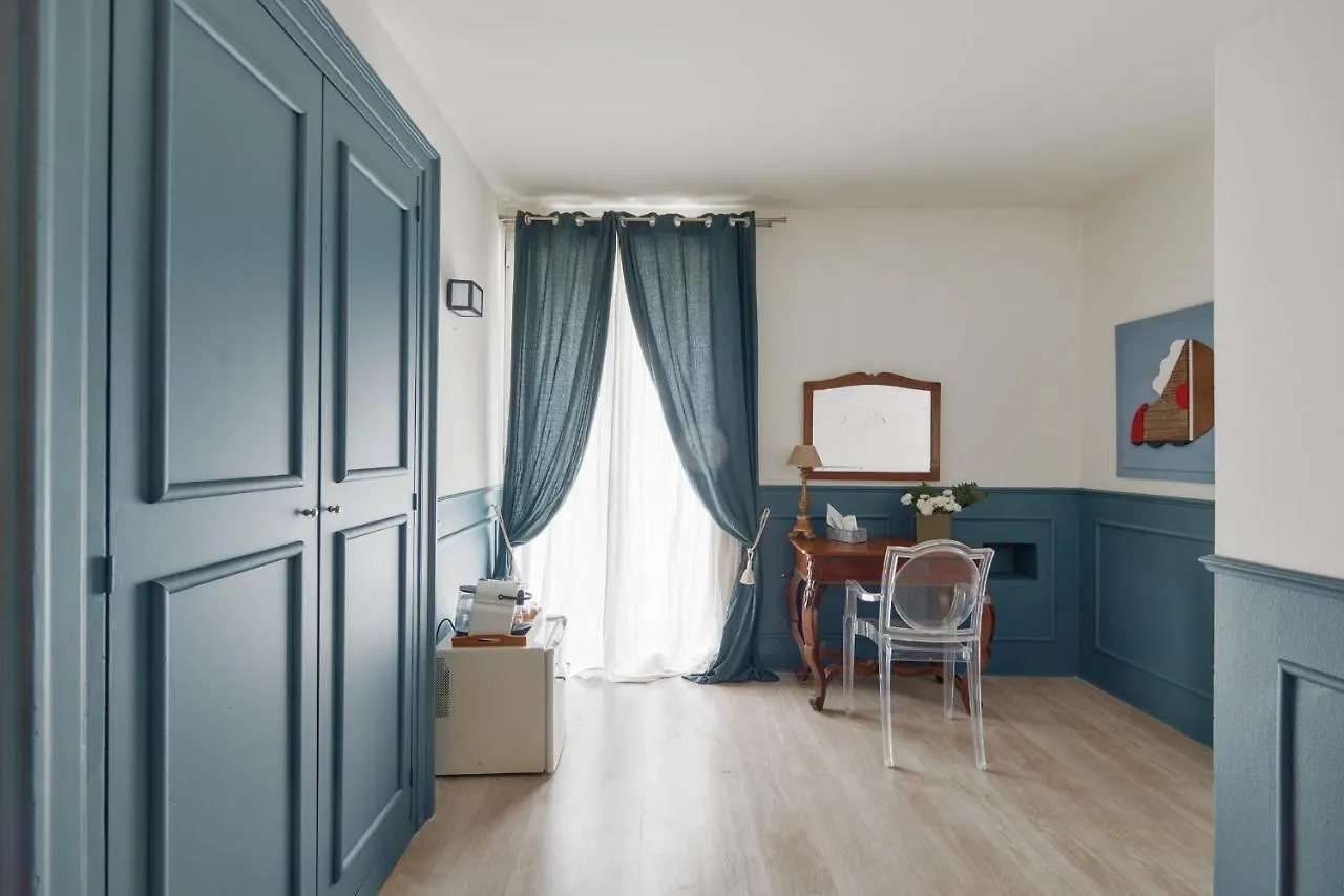 L' Hotellerie Easy Suites Palermo