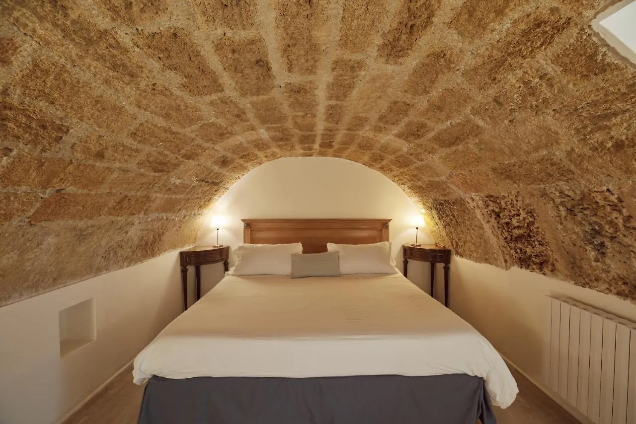 L' Hotellerie Easy Suites Palermo 2*,
