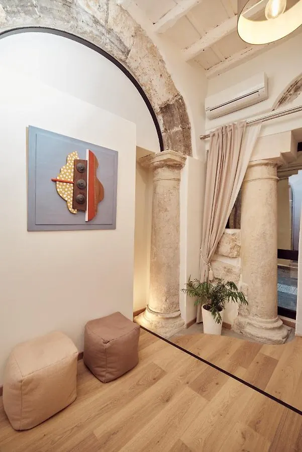 L' Hotellerie Easy Suites Palermo